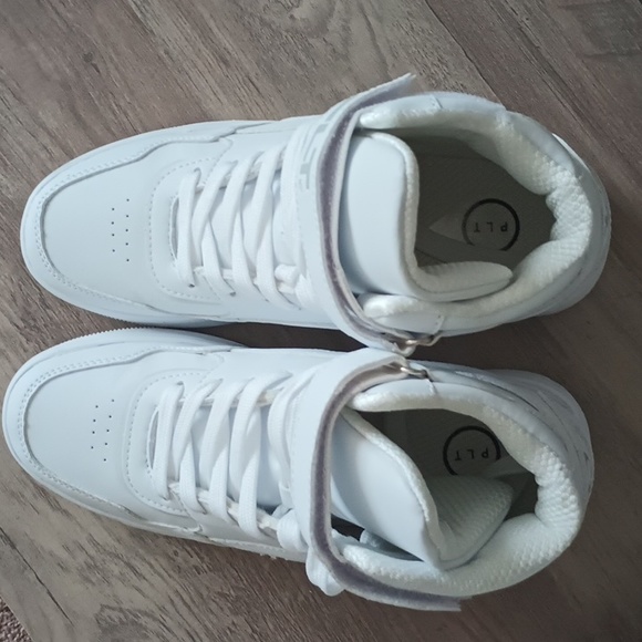 PLT Tennis Shoes Sneakers - Picture 10 of 11